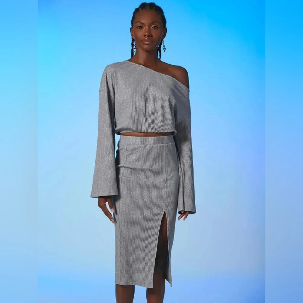 Two piece skirt set - Picture 4 of 7